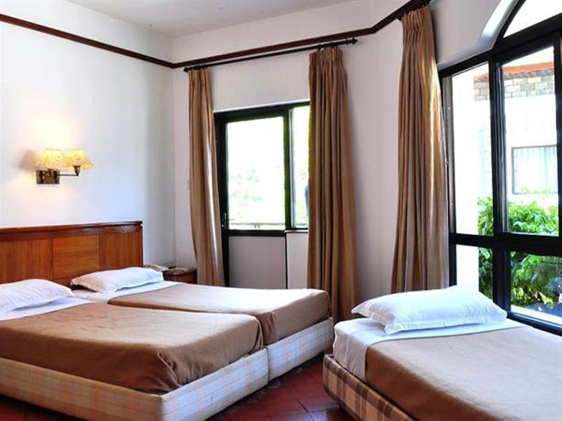 Hotel Trek-O-Tel à Pokhara Extérieur photo