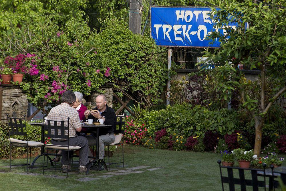 Hotel Trek-O-Tel à Pokhara Extérieur photo